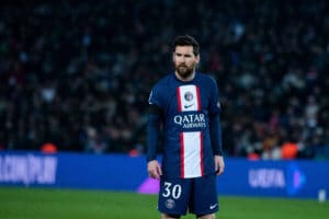 Alexis Menuge sur Messi : “Il n’a jamais voulu s’adapter au PSG”